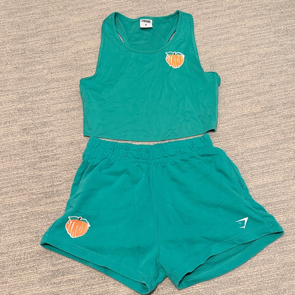 EUC GymShark matching set - shorts (S) and tank top (M)